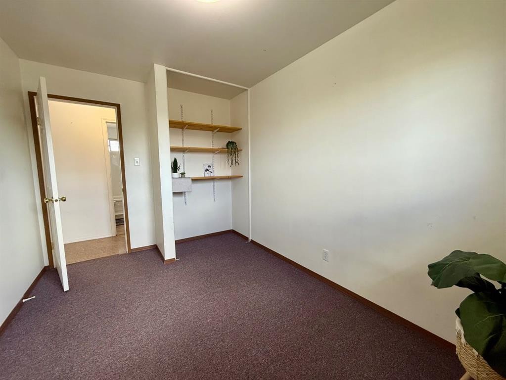 4643 52 Street, Rycroft, AB - Indoor Photo Showing Other Room