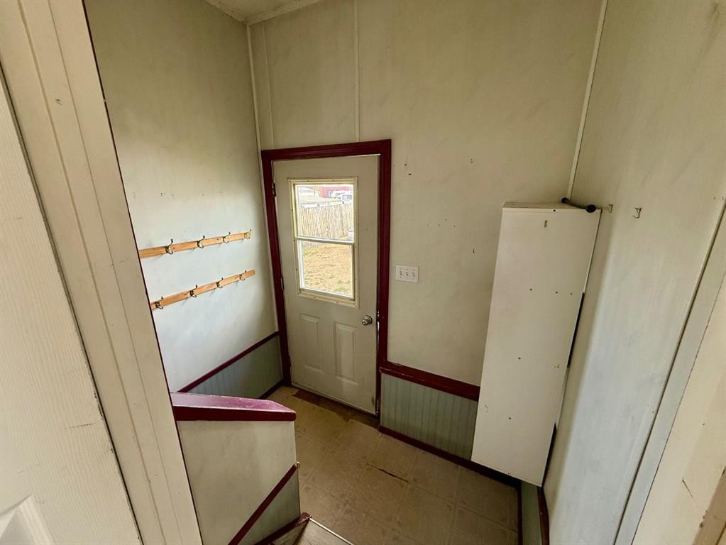 4643 52 Street, Rycroft, AB - Indoor Photo Showing Other Room