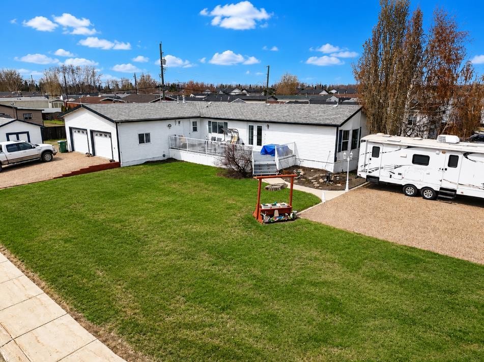 10202 Homestead Way, La Crete, AB - Outdoor