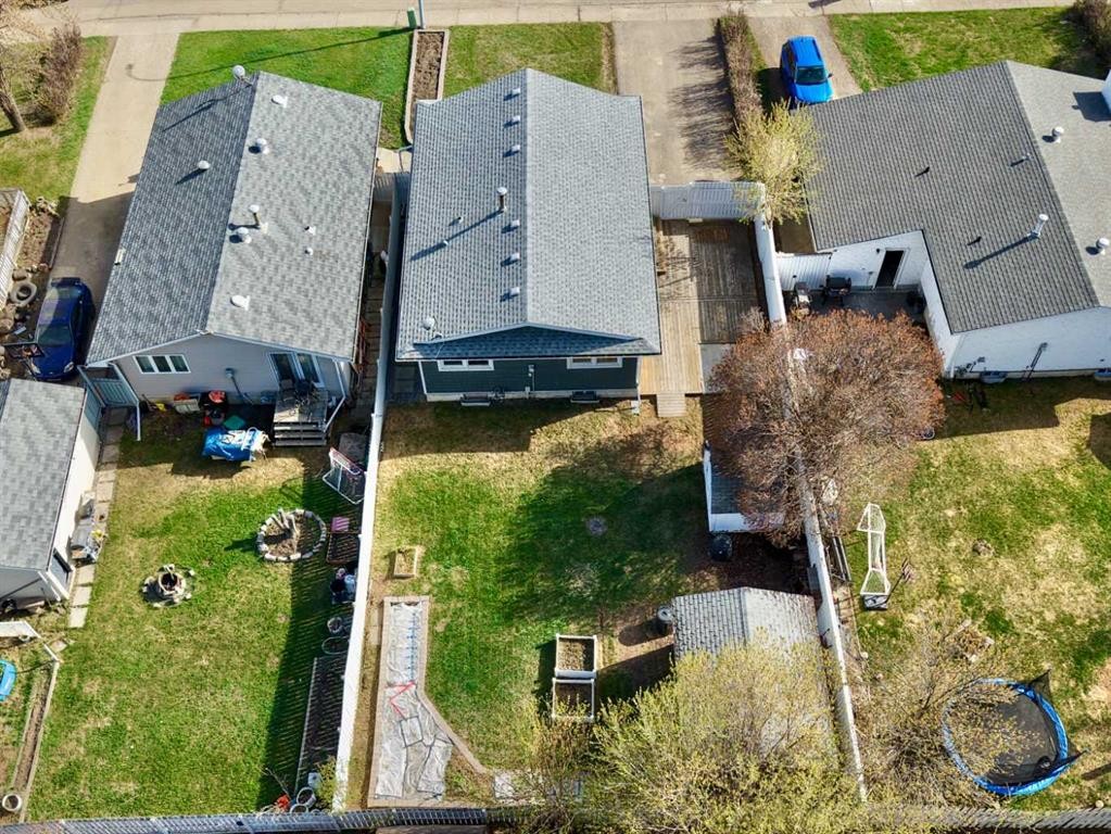 9618 80 Avenue, Peace River, AB - Outdoor
