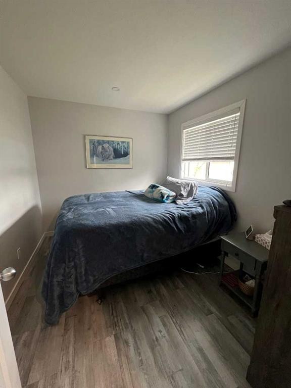 826 3Rd Avenue, Beaverlodge, AB - Indoor Photo Showing Bedroom