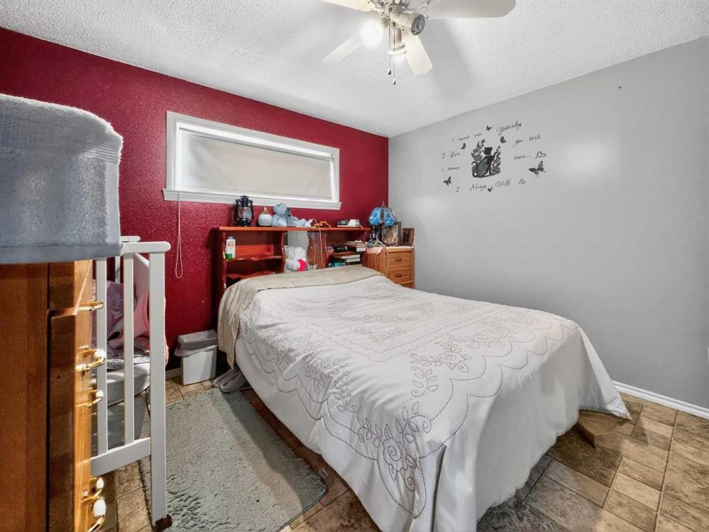 107078 Range Road 144, Rural Mackenzie County, AB - Indoor Photo Showing Bedroom