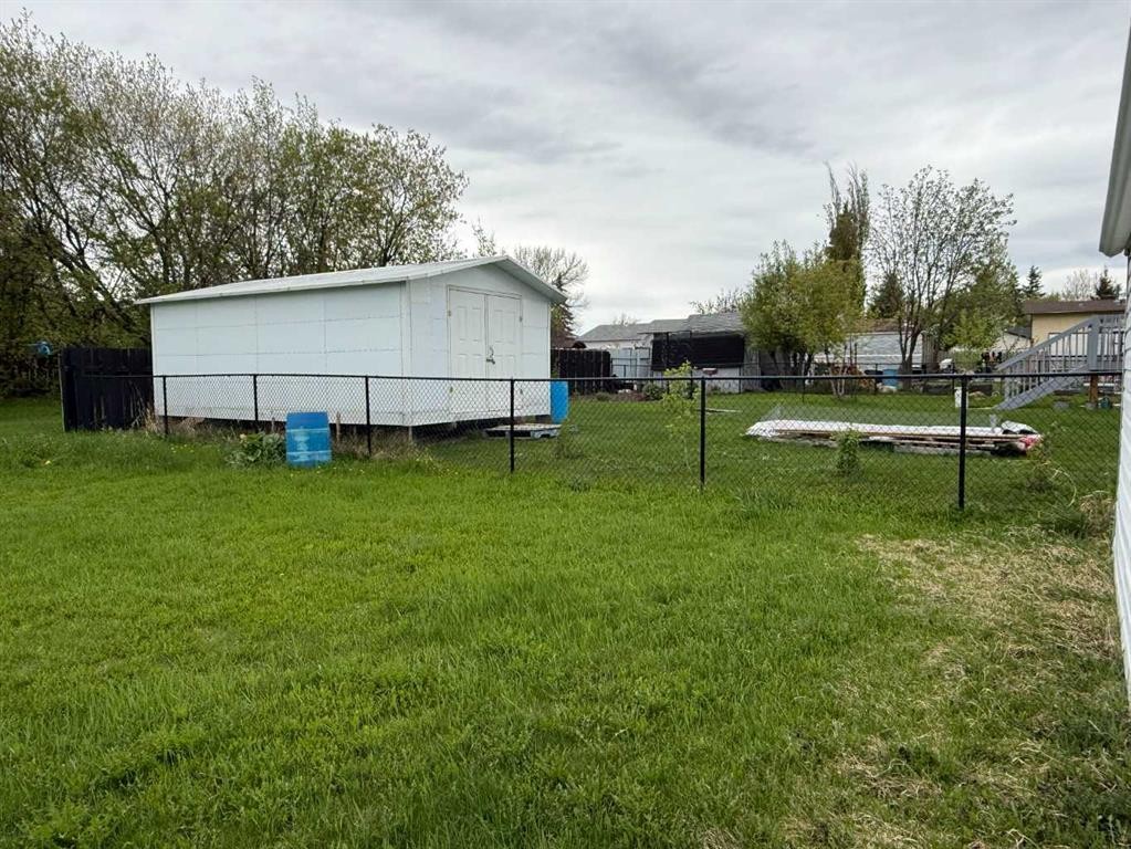5410 51 Street, Berwyn, AB