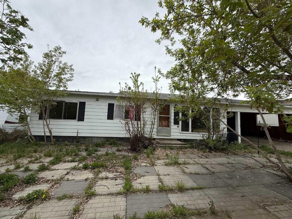 5410 51 Street, Berwyn, AB