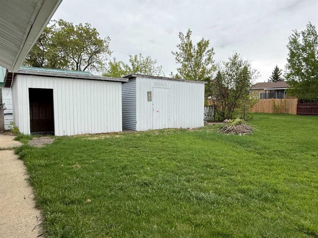 5410 51 Street, Berwyn, AB