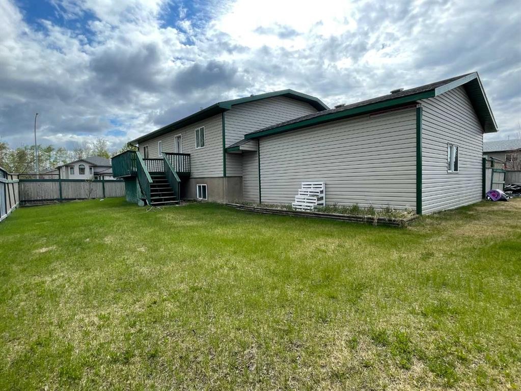 12 Bison Crescent, High Level, AB - Outdoor