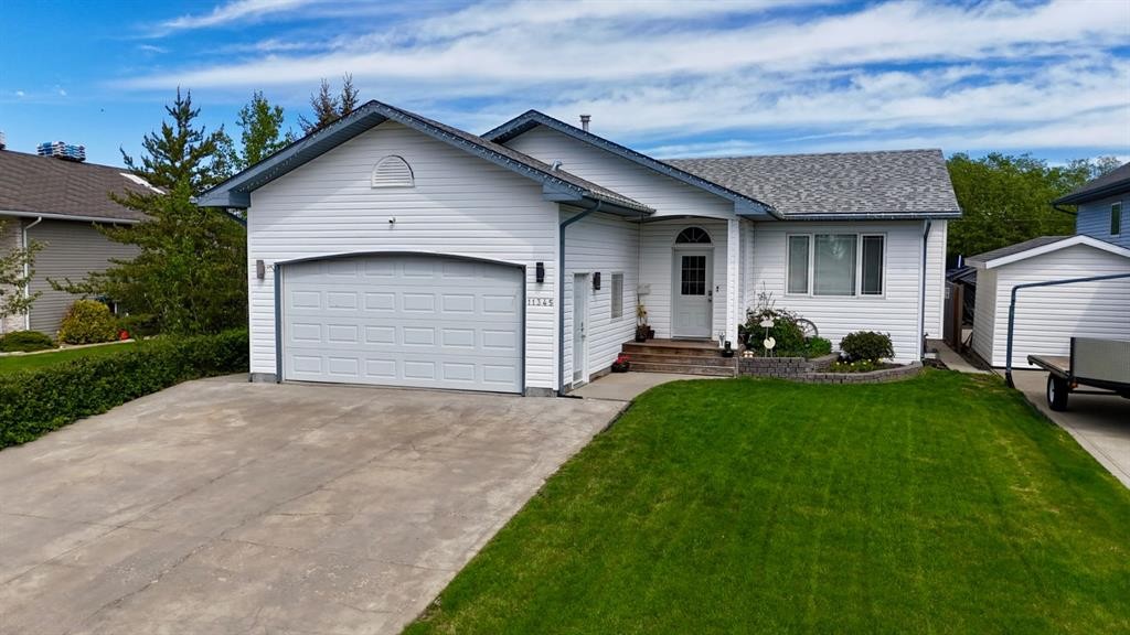 11345 110 Avenue Crescent, Fairview, AB - Outdoor