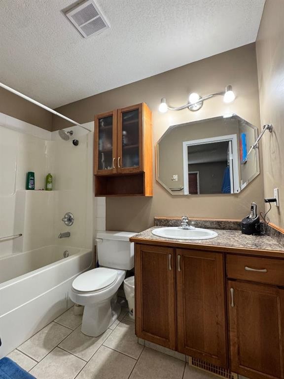 11345 110 Avenue Crescent, Fairview, AB - Indoor Photo Showing Bathroom