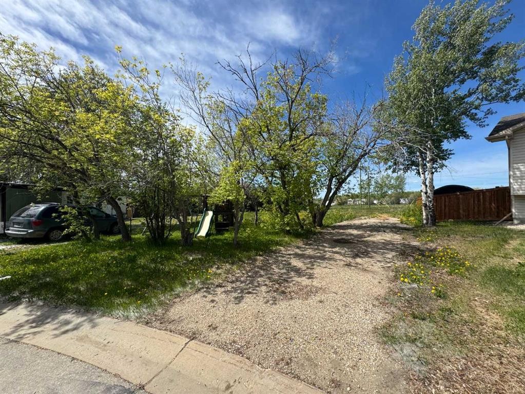 1119 7Th Avenue, Beaverlodge, AB