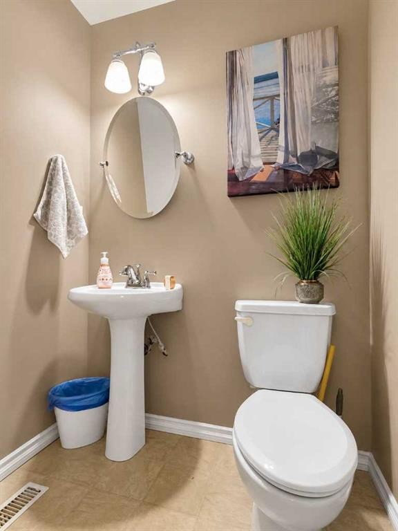 114 Moberly Road, Grande Cache, AB - Indoor Photo Showing Bathroom