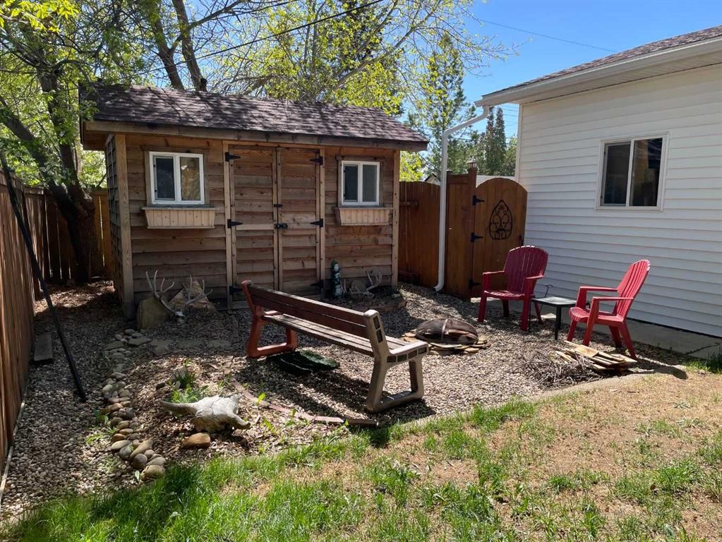 10717 103 Avenue, Fairview, AB