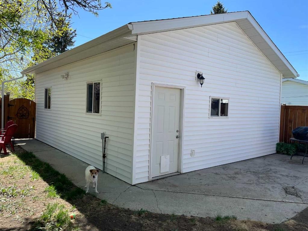 10717 103 Avenue, Fairview, AB