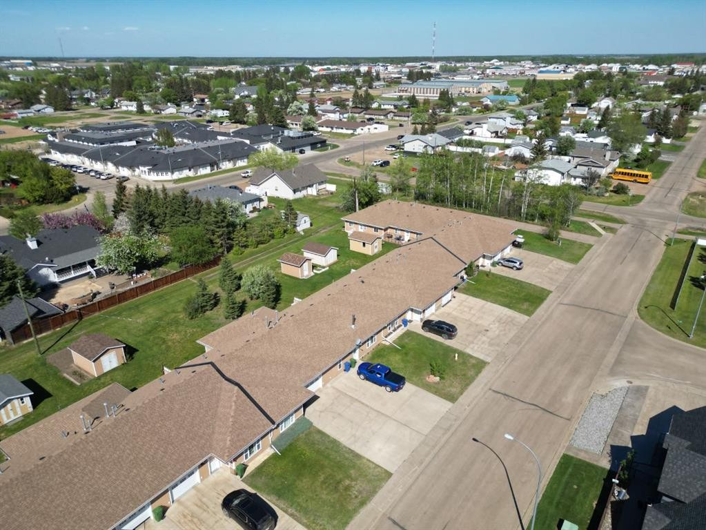 10612 97 Ave, La Crete, AB