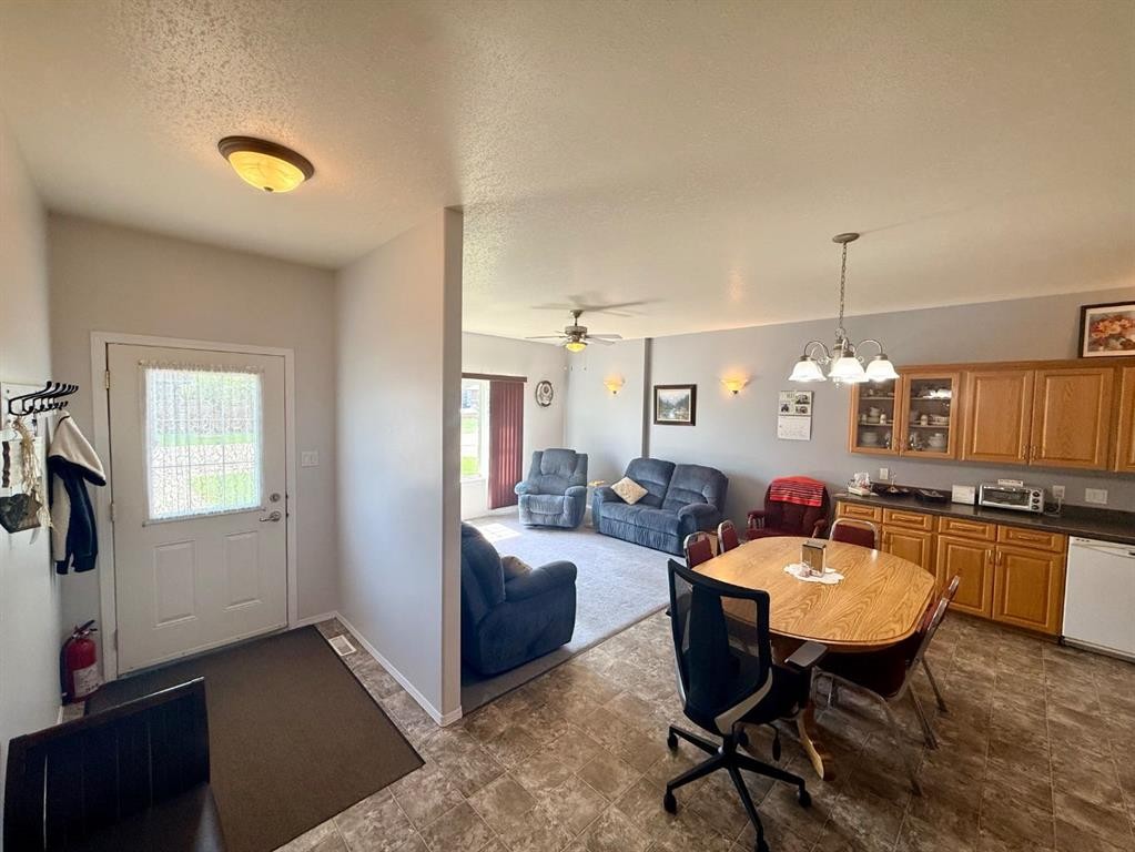 10612 97 Ave, La Crete, AB