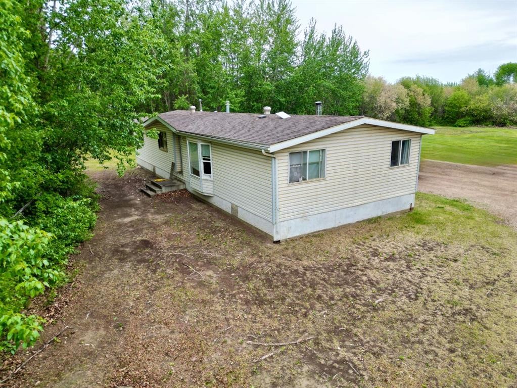 9701 95 Street, La Crete, AB