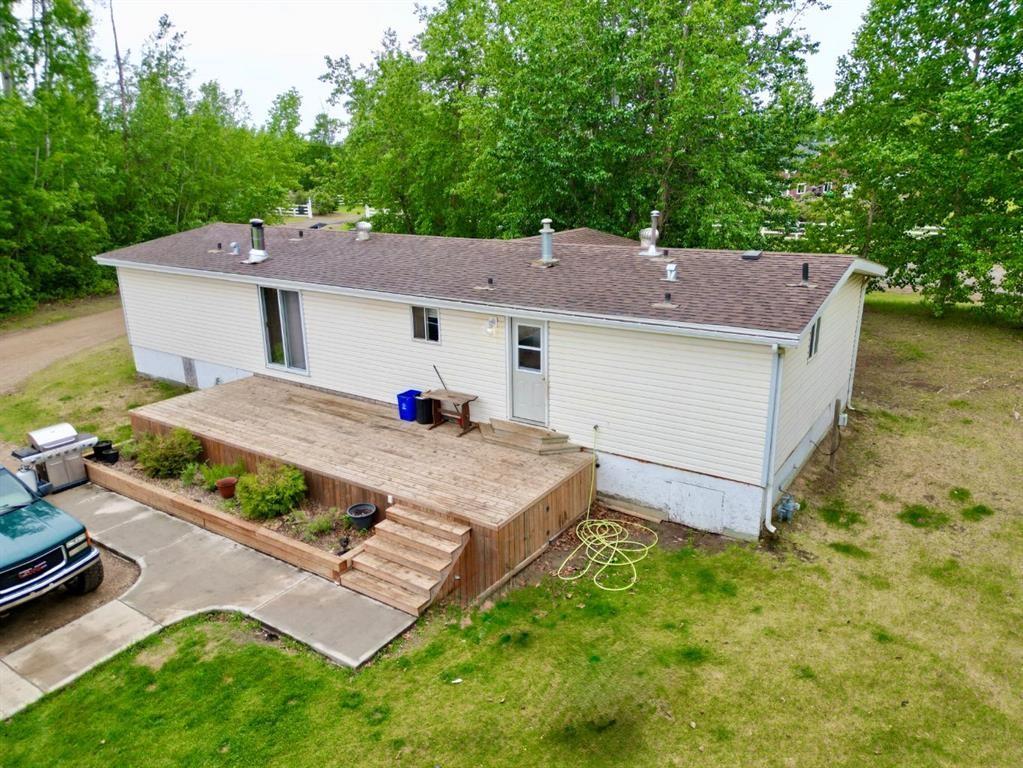 9701 95 Street, La Crete, AB