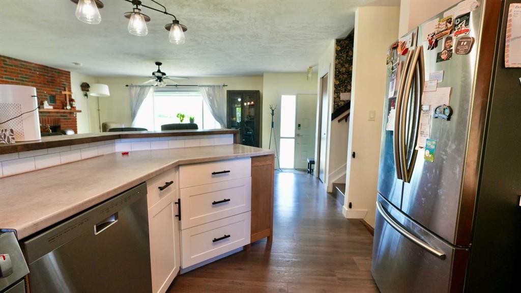 8301 94 Street, Peace River, AB