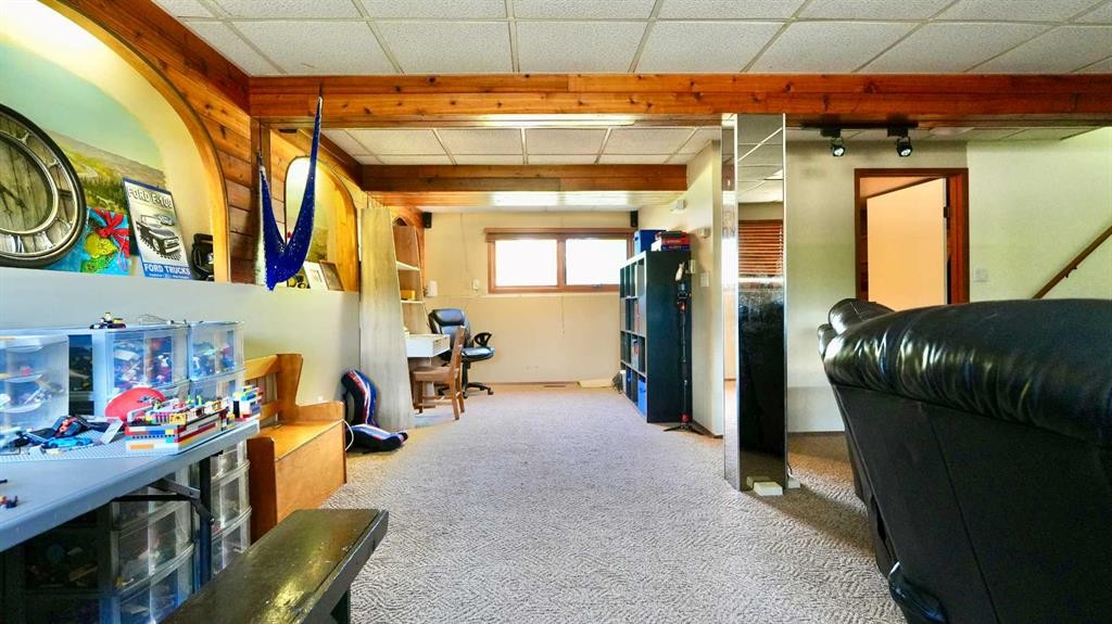 8301 94 Street, Peace River, AB