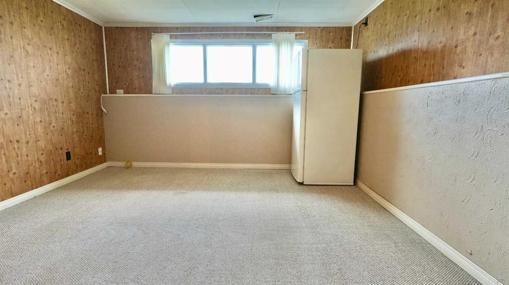 9805 75 Avenue, Peace River, AB