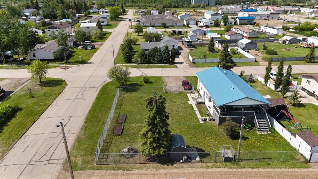 908 4 Avenue, Hines Creek, AB - Outdoor With View