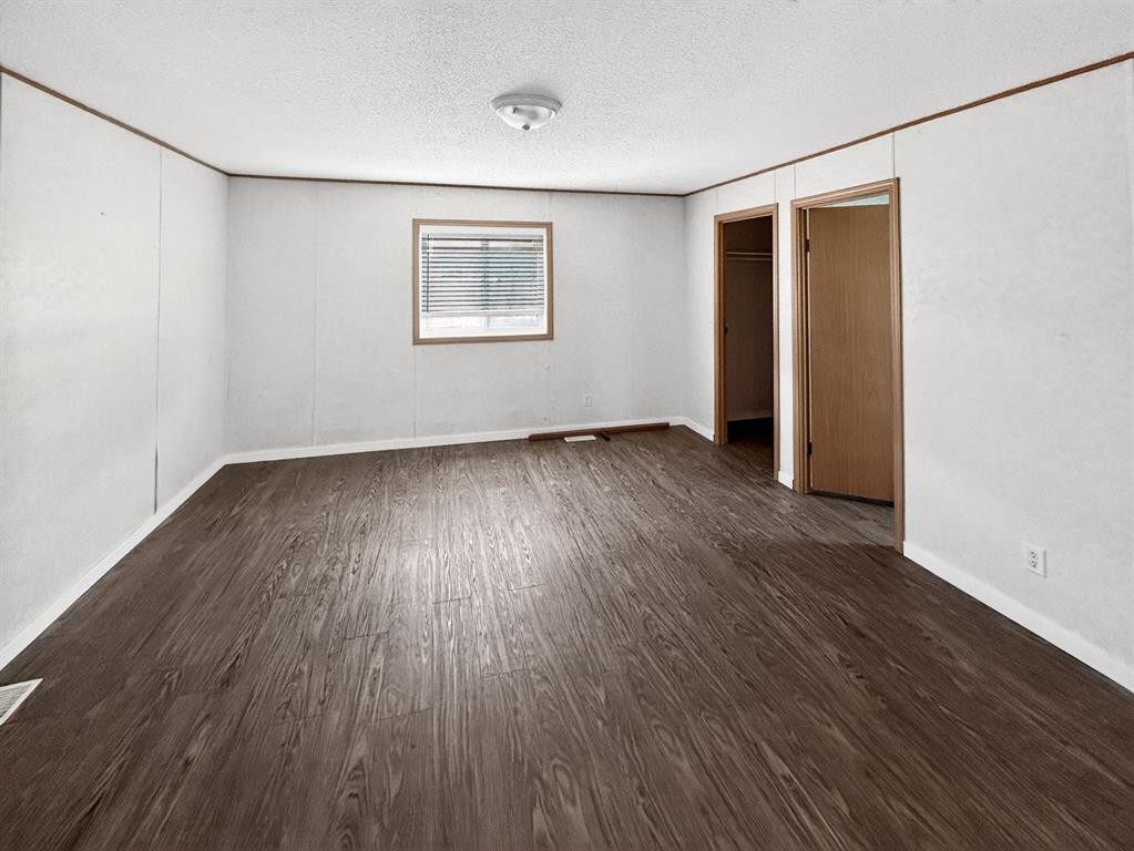 10425 110 Avenue, La Crete, AB