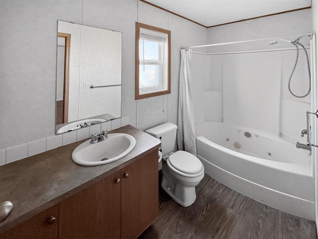 10425 110 Avenue, La Crete, AB
