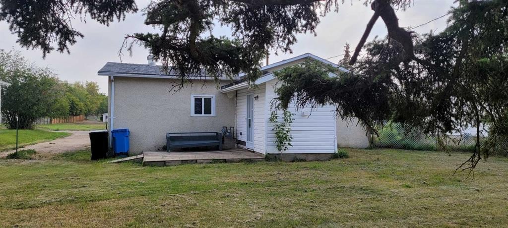 10304 114 Street, Fairview, AB - Outdoor