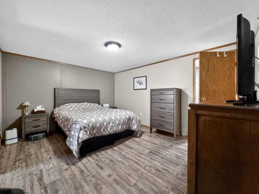10414 103 Avenue, La Crete, AB - Indoor Photo Showing Bedroom