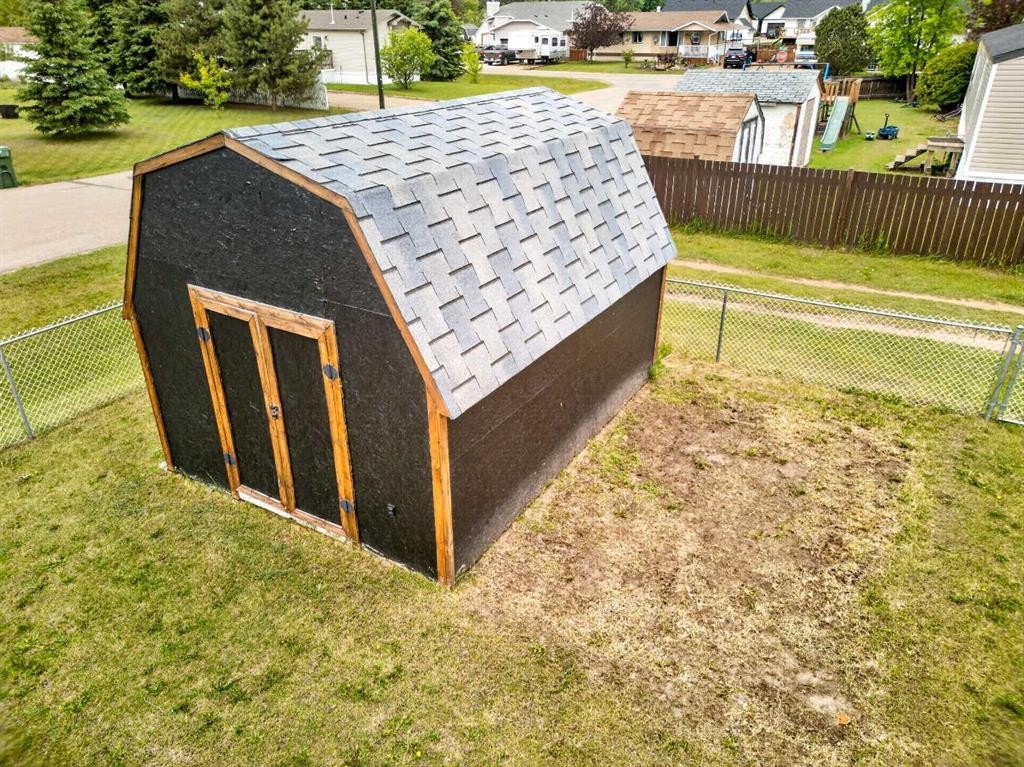 10414 103 Avenue, La Crete, AB - Outdoor