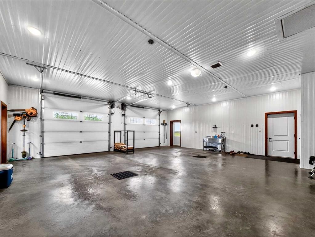 105559 Range Road 152A, La Crete, AB