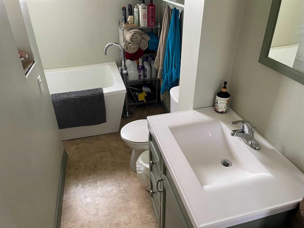 932 4 Avenue, Hines Creek, AB