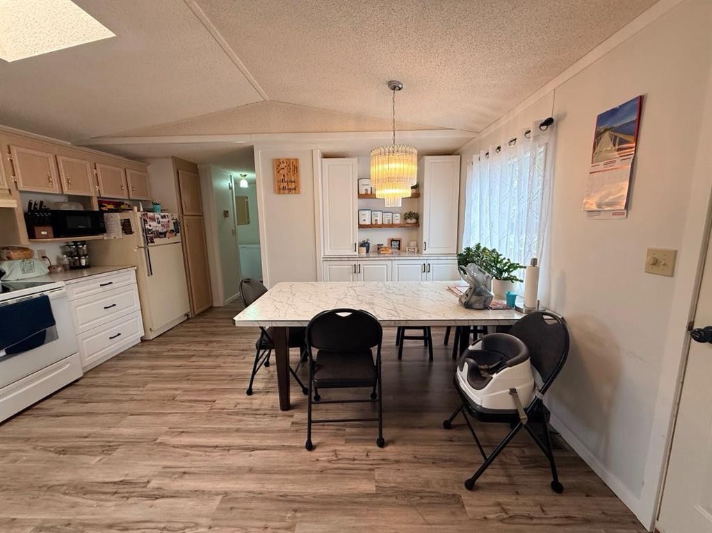 10109 105 Ave, La Crete, AB
