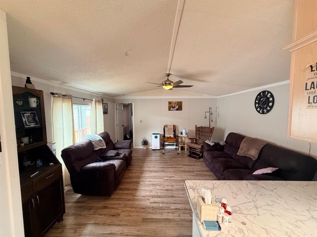 10109 105 Ave, La Crete, AB