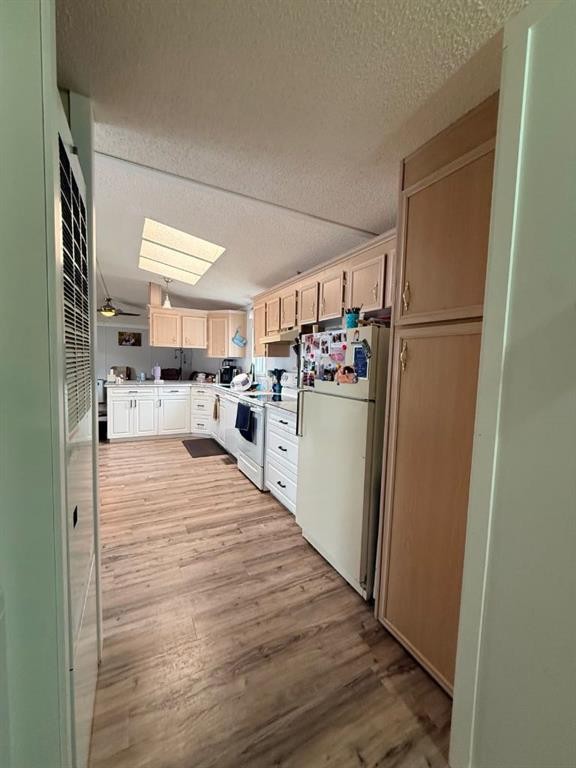 10109 105 Ave, La Crete, AB