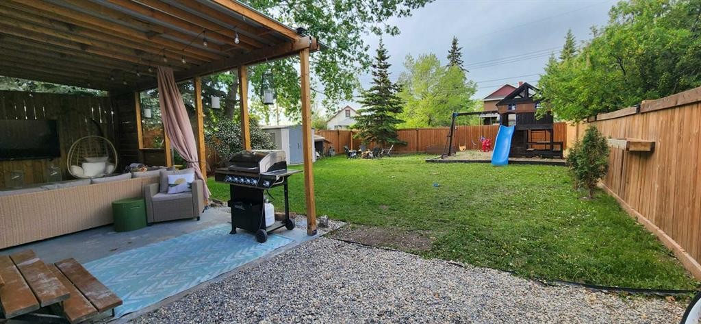 107 6A, Beaverlodge, AB