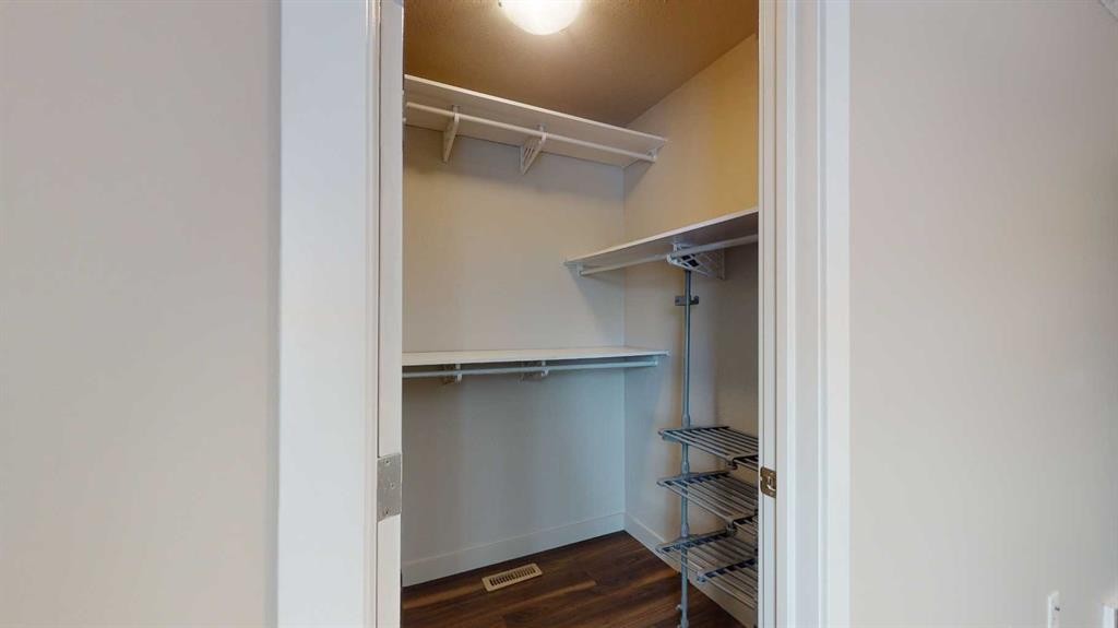 A & B-8876 75 Avenue, Grande Prairie, AB