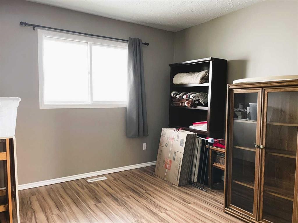 4330 49 Avenue, Grimshaw, AB