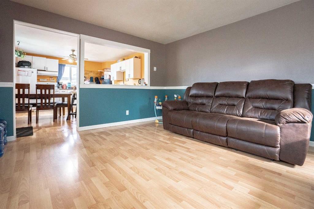 4811 53 Ave, Grimshaw, AB