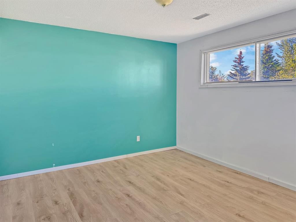 10987 97 Avenue, Grande Cache, AB