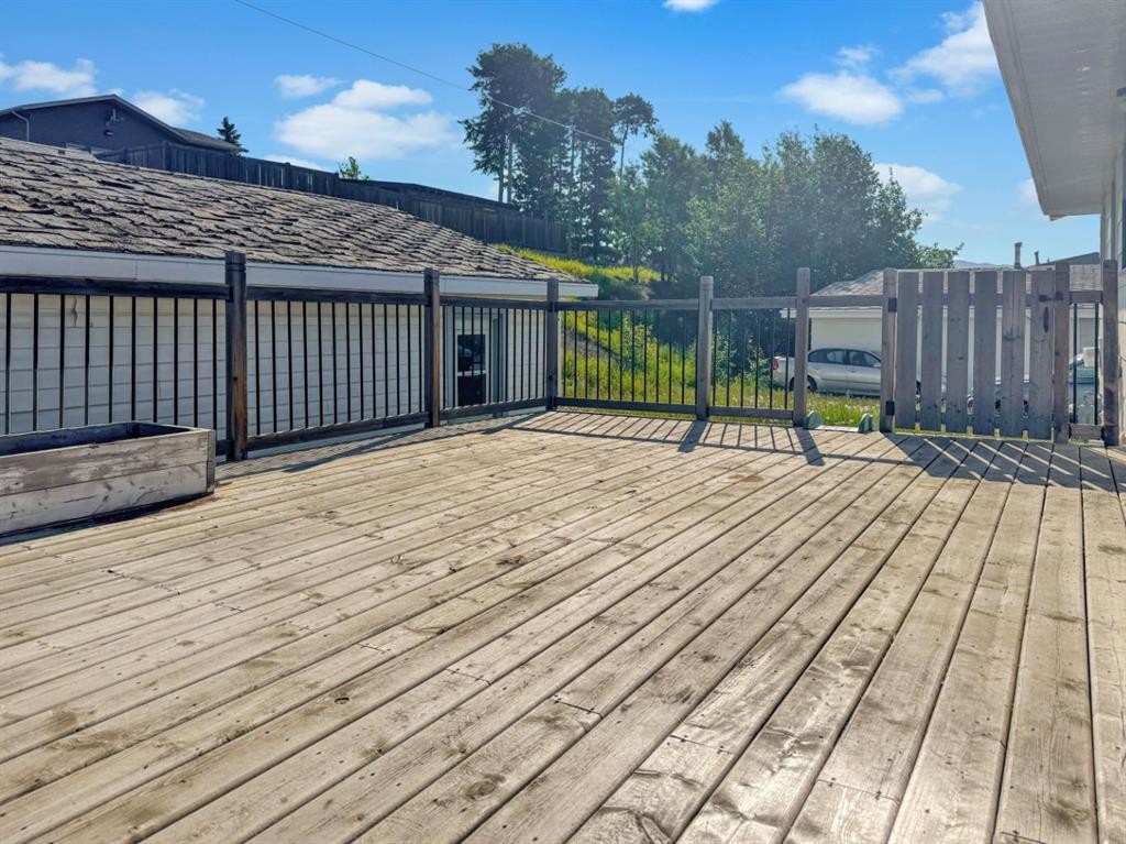 10987 97 Avenue, Grande Cache, AB