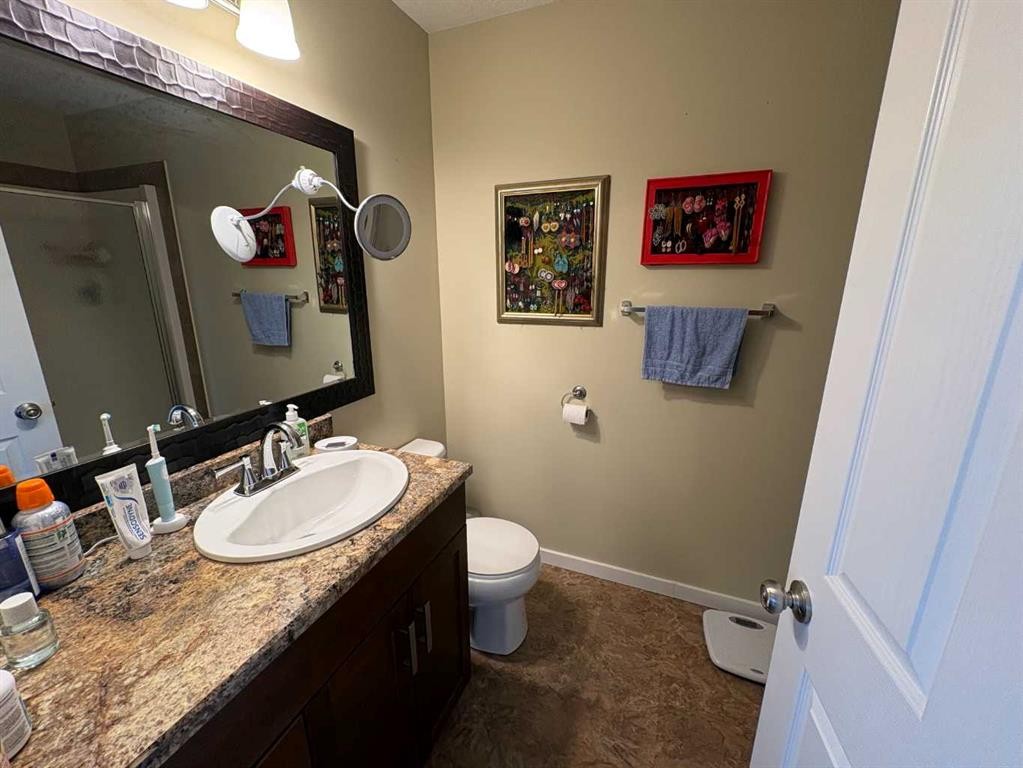 8905 107 Avenue, Peace River, AB
