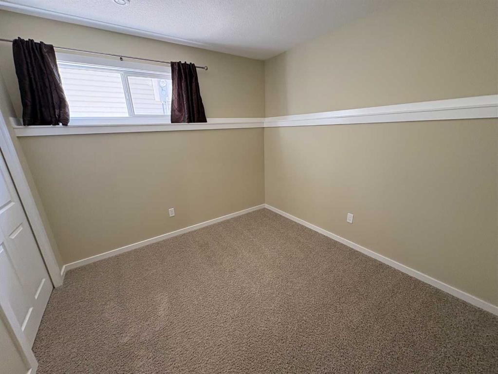 8905 107 Avenue, Peace River, AB
