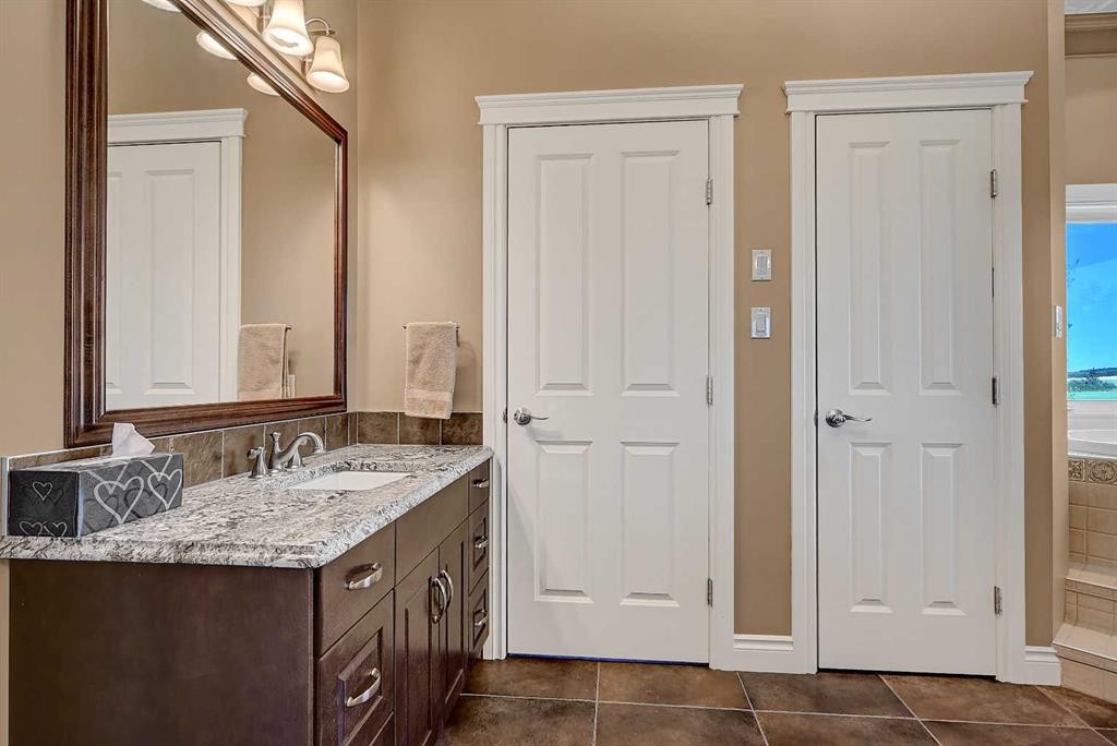 1130 Redlow Drive, Beaverlodge, AB