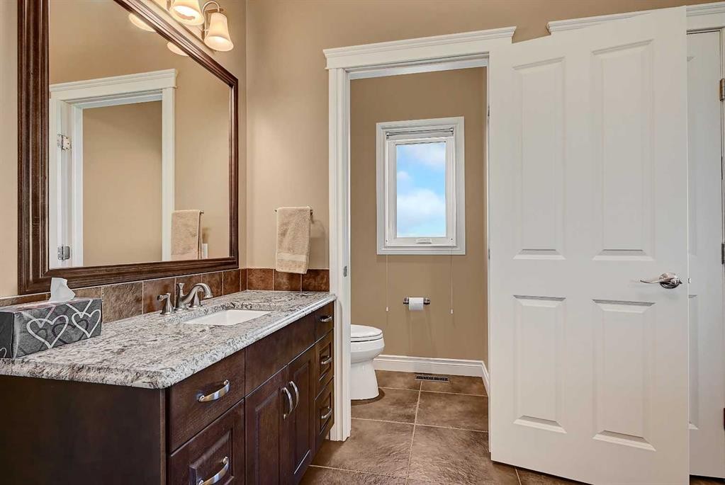 1130 Redlow Drive, Beaverlodge, AB
