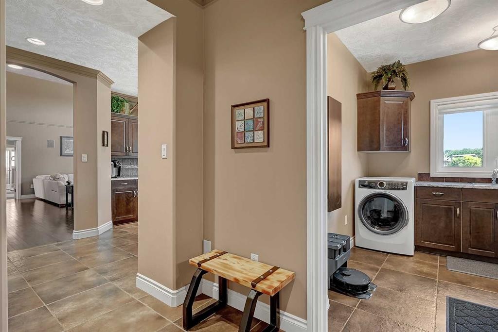 1130 Redlow Drive, Beaverlodge, AB