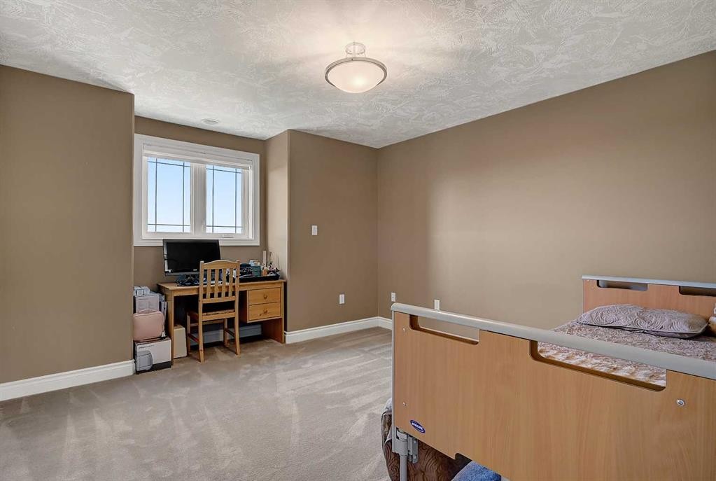 1130 Redlow Drive, Beaverlodge, AB