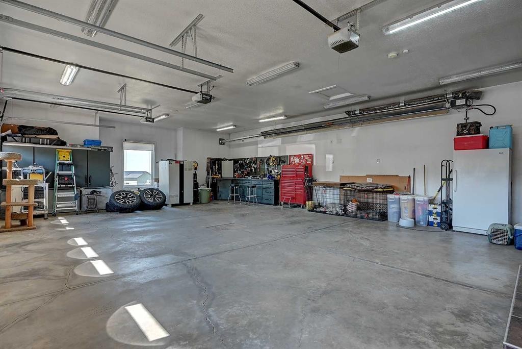 1130 Redlow Drive, Beaverlodge, AB