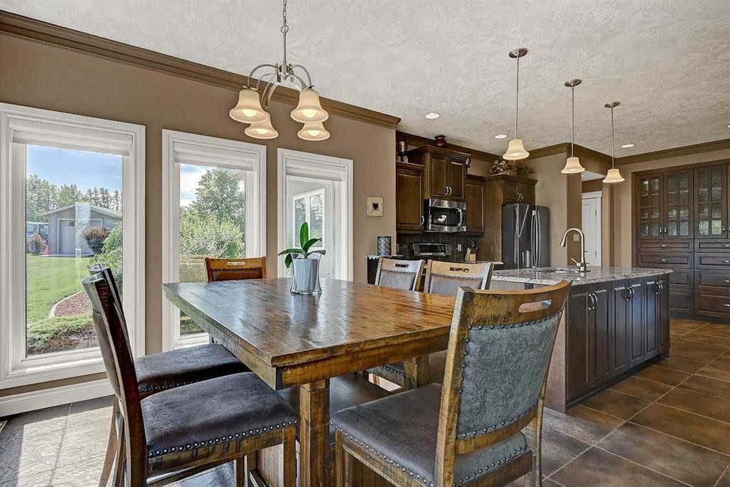 1130 Redlow Drive, Beaverlodge, AB
