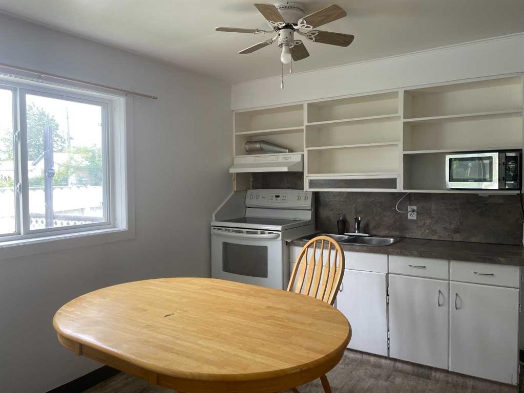 11020 104 Ave., Fairview, AB