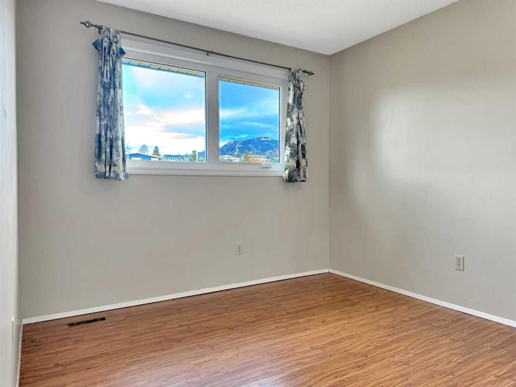 57 97 Avenue, Grande Cache, AB - Indoor Photo Showing Other Room